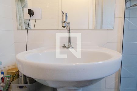 Casa à venda com 460m², 5 quartos e 6 vagas Casa à venda com 460m², 5 quartos e 6 vagasBanheiro Suíte 3