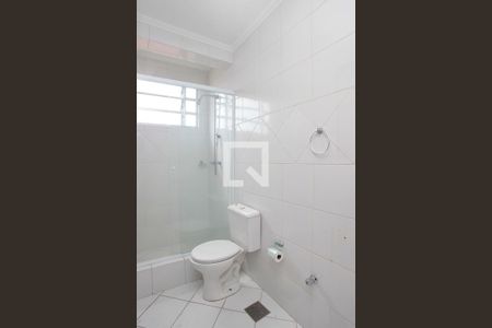 Banheiro de apartamento para alugar com 1 quarto, 78m² em Floresta, Porto Alegre