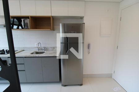 Sala / Cozinha de apartamento para alugar com 2 quartos, 53m² em Vila Gustavo, São Paulo