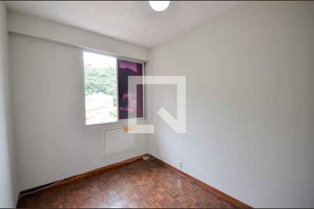 Quarto 1 de apartamento à venda com 4 quartos, 130m² em Grajaú, Rio de Janeiro