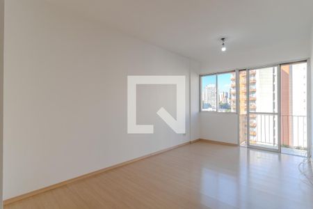 Sala de apartamento à venda com 3 quartos, 72m² em Jardim Londrina, São Paulo