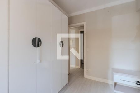 Quarto de apartamento para alugar com 2 quartos, 66m² em Partenon, Porto Alegre