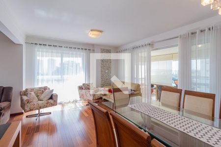 Sala de apartamento à venda com 3 quartos, 145m² em Vila Yara, Osasco