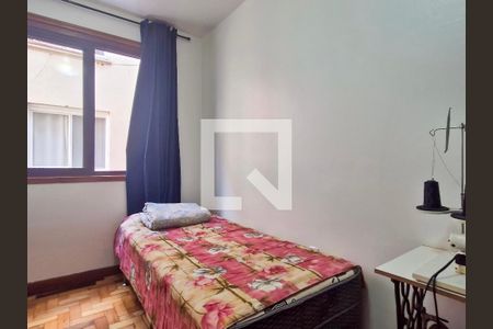 Quarto 2 de apartamento para alugar com 2 quartos, 58m² em Jardim Leopoldina, Porto Alegre