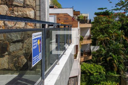 Plaquinha de apartamento à venda com 3 quartos, 200m² em Barra da Tijuca, Rio de Janeiro