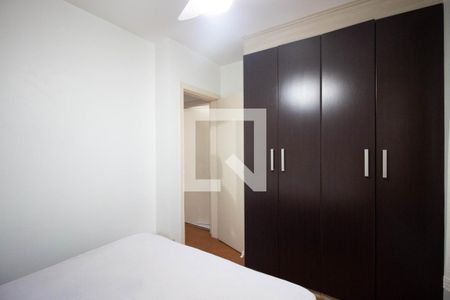 Quarto 2 de apartamento à venda com 2 quartos, 42m² em Vila Carmosina, São Paulo