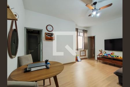 Sala de apartamento à venda com 2 quartos, 70m² em Tijuca, Rio de Janeiro