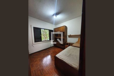 Casa à venda com 3 quartos, 250m² em Campo Grande, São Paulo