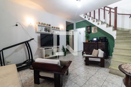 Sala de casa à venda com 4 quartos, 150m² em Vila Santo Estefano, São Paulo