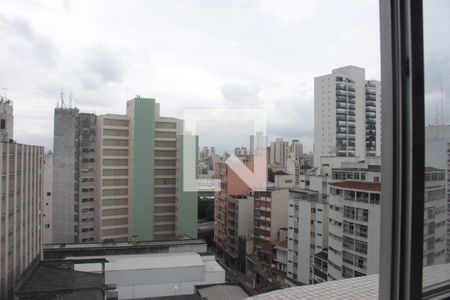 Vista quarto de apartamento para alugar com 2 quartos, 54m² em Vila Buarque, São Paulo