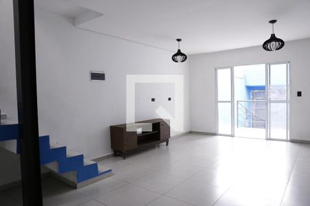 Sala de casa para alugar com 3 quartos, 130m² em Vila Comercial, São Paulo