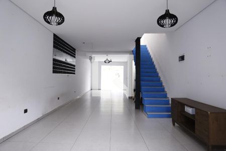 Sala de casa para alugar com 3 quartos, 130m² em Vila Comercial, São Paulo
