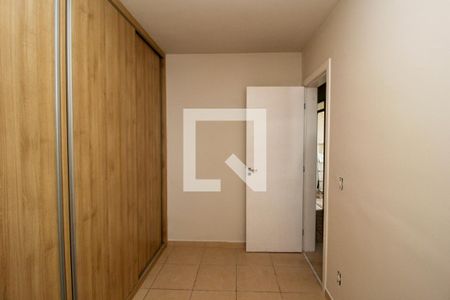 Quarto 3 de apartamento à venda com 3 quartos, 70m² em Buritis, Belo Horizonte