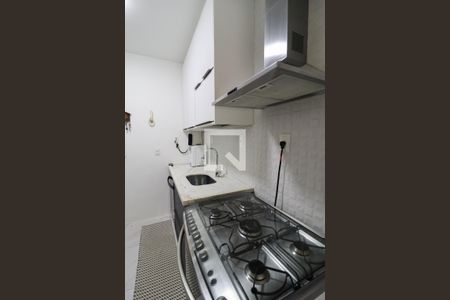 Apartamento à venda com 84m², 3 quartos e 1 vaga Apartamento à venda com 84m², 3 quartos e 1 vagaCozinha e Área de Serviço