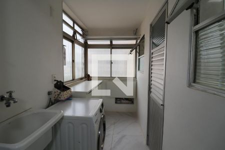 Apartamento à venda com 84m², 3 quartos e 1 vaga Apartamento à venda com 84m², 3 quartos e 1 vagaCozinha e Área de Serviço