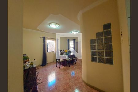 Sala 2 de casa à venda com 3 quartos, 360m² em Alvorada, Contagem