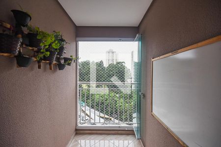 Varanda de apartamento à venda com 2 quartos, 57m² em Parque Taboão, Taboão da Serra