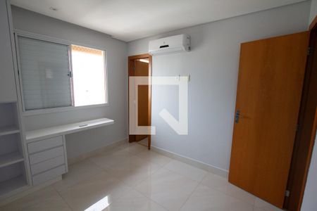 Suíte 3 de apartamento para alugar com 3 quartos, 114m² em Setor Bueno, Goiânia