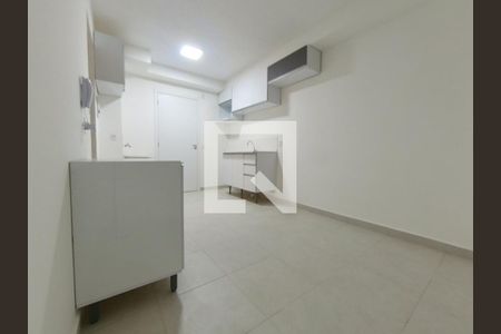 Sala/Cozinha de apartamento para alugar com 2 quartos, 33m² em Piqueri, São Paulo