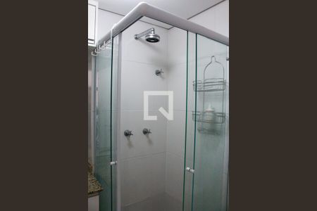 Banheiro de apartamento para alugar com 1 quarto, 52m² em Panamby, São Paulo