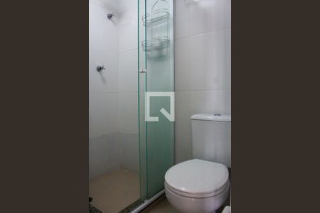 Banheiro de apartamento para alugar com 1 quarto, 52m² em Panamby, São Paulo