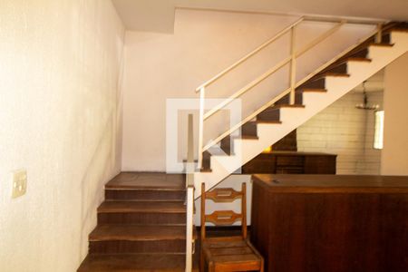 Escada de casa à venda com 3 quartos, 174m² em Santo Amaro, São Paulo