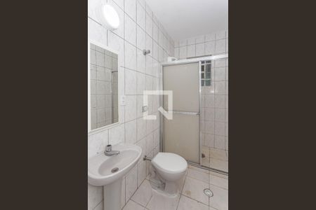 Banheiro de casa para alugar com 1 quarto, 60m² em Bosque da Saúde, São Paulo