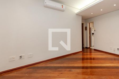 Sala de TV de casa à venda com 4 quartos, 402m² em Jardim Petrópolis, São Paulo