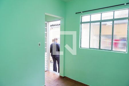 Sala de casa para alugar com 1 quarto, 25m² em Cidade Antônio Estêvão de Carvalho, São Paulo