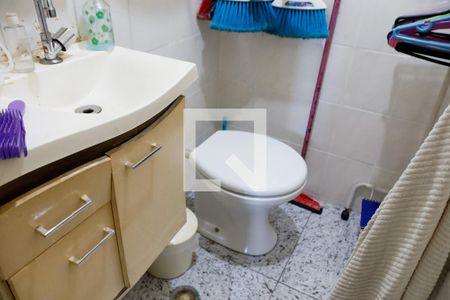 Apartamento à venda com 138m², 4 quartos e 2 vagas Apartamento à venda com 138m², 4 quartos e 2 vagasLavabo