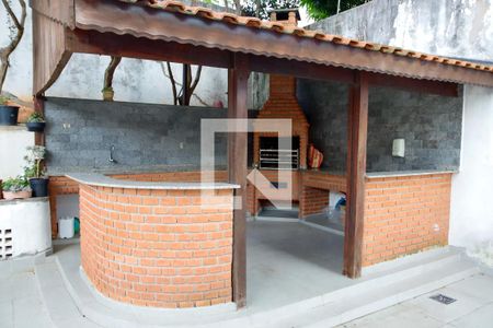 Apartamento à venda com 138m², 4 quartos e 2 vagas Apartamento à venda com 138m², 4 quartos e 2 vagasÁrea comum - Churrasqueira
