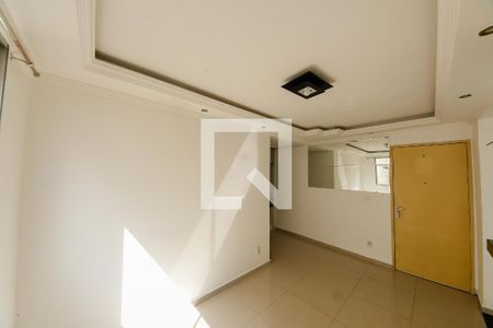 Sala de apartamento para alugar com 2 quartos, 42m² em Jardim Santa Teresinha, São Paulo