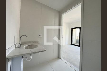 Banheiro  de kitnet/studio para alugar com 1 quarto, 28m² em Mirandópolis, São Paulo