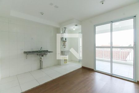 Sala/Cozinha de apartamento para alugar com 2 quartos, 47m² em Vila Centenário, São Paulo