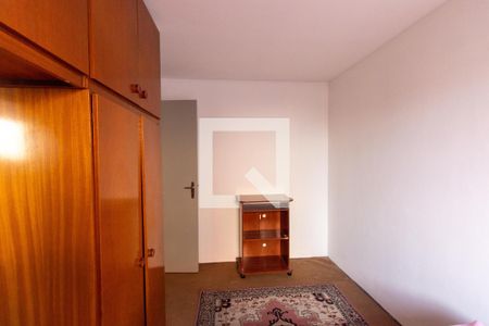 Quarto 2 de apartamento para alugar com 3 quartos, 67m² em Santa Cândida, Curitiba