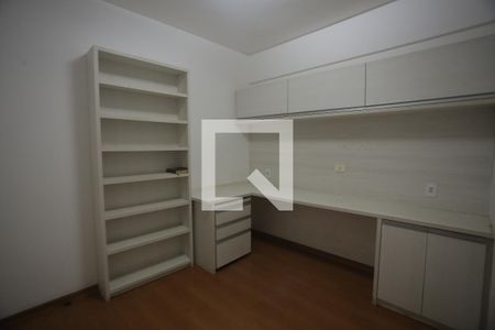 quarto 1 de apartamento para alugar com 3 quartos, 105m² em Buritis, Belo Horizonte