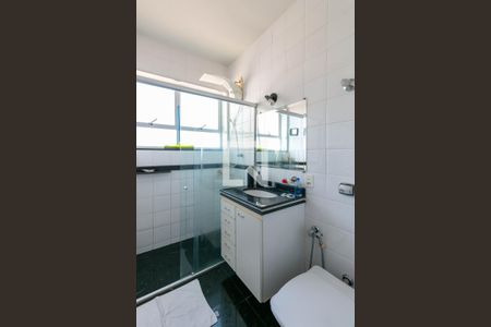 Cozinha de apartamento à venda com 2 quartos, 80m² em Cidade Nova, Belo Horizonte