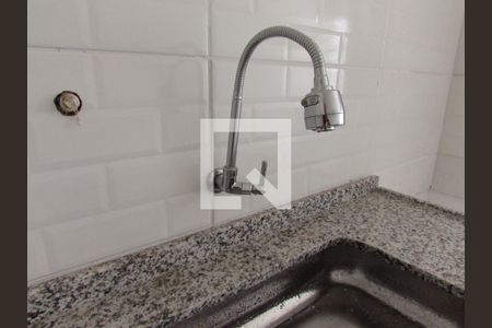 Cozinha - Torneira de apartamento para alugar com 2 quartos, 55m² em Jardim Boa Vista (zona Oeste), São Paulo