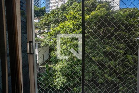 Sala vista da janela de apartamento à venda com 2 quartos, 69m² em Botafogo, Rio de Janeiro