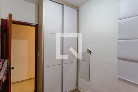 Quarto 1 de apartamento à venda com 4 quartos, 110m² em Alto dos Pinheiros, Belo Horizonte