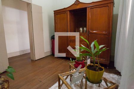 Casa à venda com 300m², 7 quartos e 3 vagas Casa à venda com 300m², 7 quartos e 3 vagasquarto 7