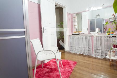 Casa à venda com 300m², 7 quartos e 3 vagas Casa à venda com 300m², 7 quartos e 3 vagasBanheiro