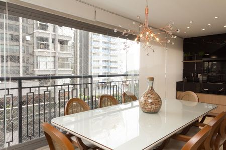 Varanda de apartamento para alugar com 3 quartos, 149m² em Indianópolis, São Paulo
