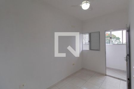 Quarto de casa para alugar com 2 quartos, 50m² em Vila Paranaguá, São Paulo