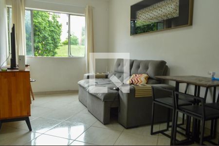 Sala  de apartamento para alugar com 1 quarto, 60m² em Pechincha, Rio de Janeiro