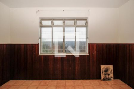 Quarto de casa à venda com 3 quartos, 365m² em Floresta, Belo Horizonte
