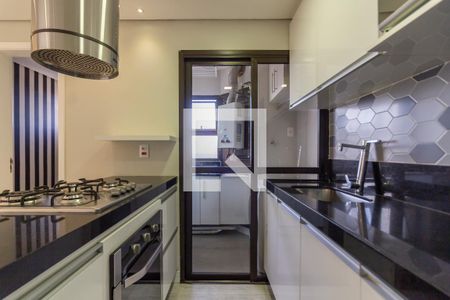 cozinha de apartamento à venda com 2 quartos, 70m² em Pinheiros, São Paulo