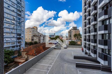 Vista de kitnet/studio à venda com 1 quarto, 25m² em Rio Branco, Porto Alegre