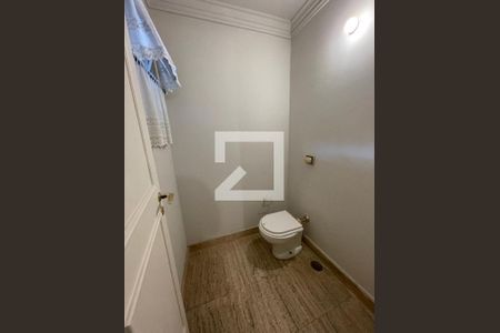 Casa à venda com 400m², 4 quartos e 5 vagas Casa à venda com 400m², 4 quartos e 5 vagasLavabo