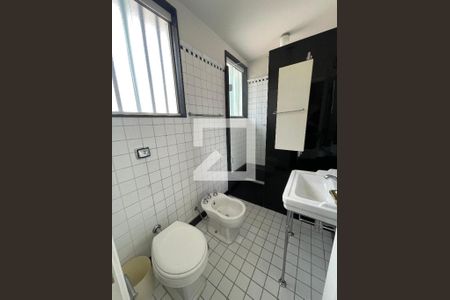 Casa à venda com 400m², 4 quartos e 5 vagas Casa à venda com 400m², 4 quartos e 5 vagasbanheiro da suíte 3